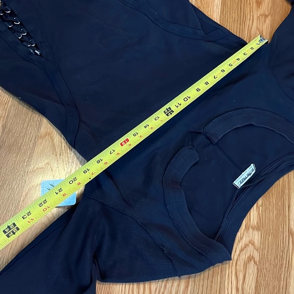 Free People Laced Up Layering Top Size Large NWT - Picture 6 of 15